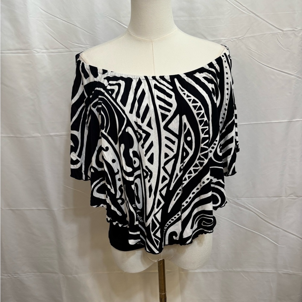 Missini Polynesia Black White Tribal Off Shoulder‎ Top Size 1 Small